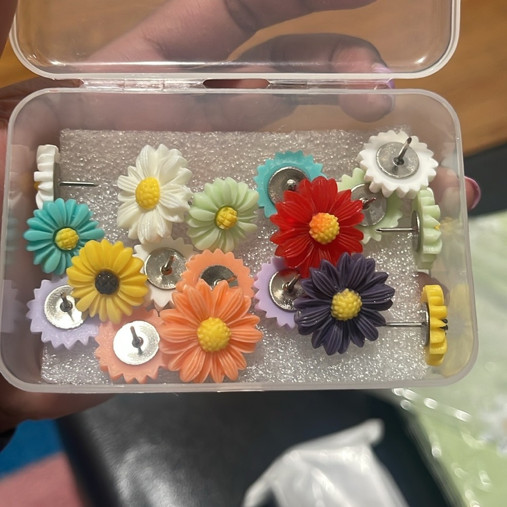 Flower Bulletin Board Pins